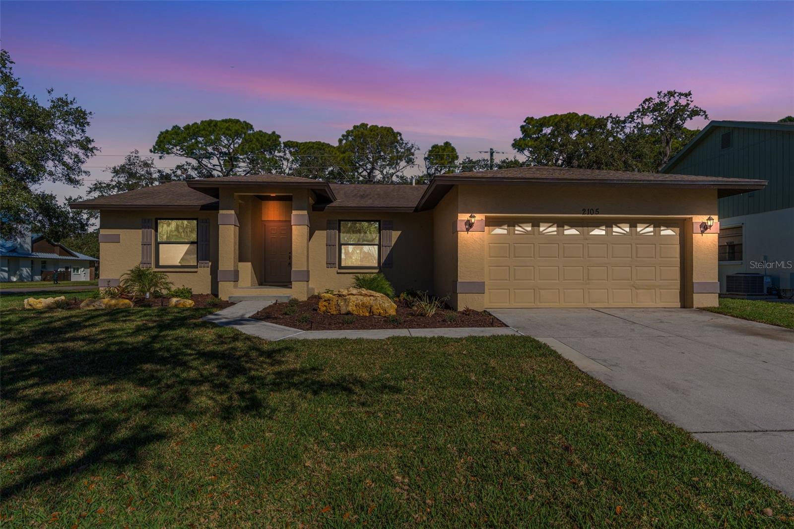 2105 Cork Oak St, Sarasota, FL 34232