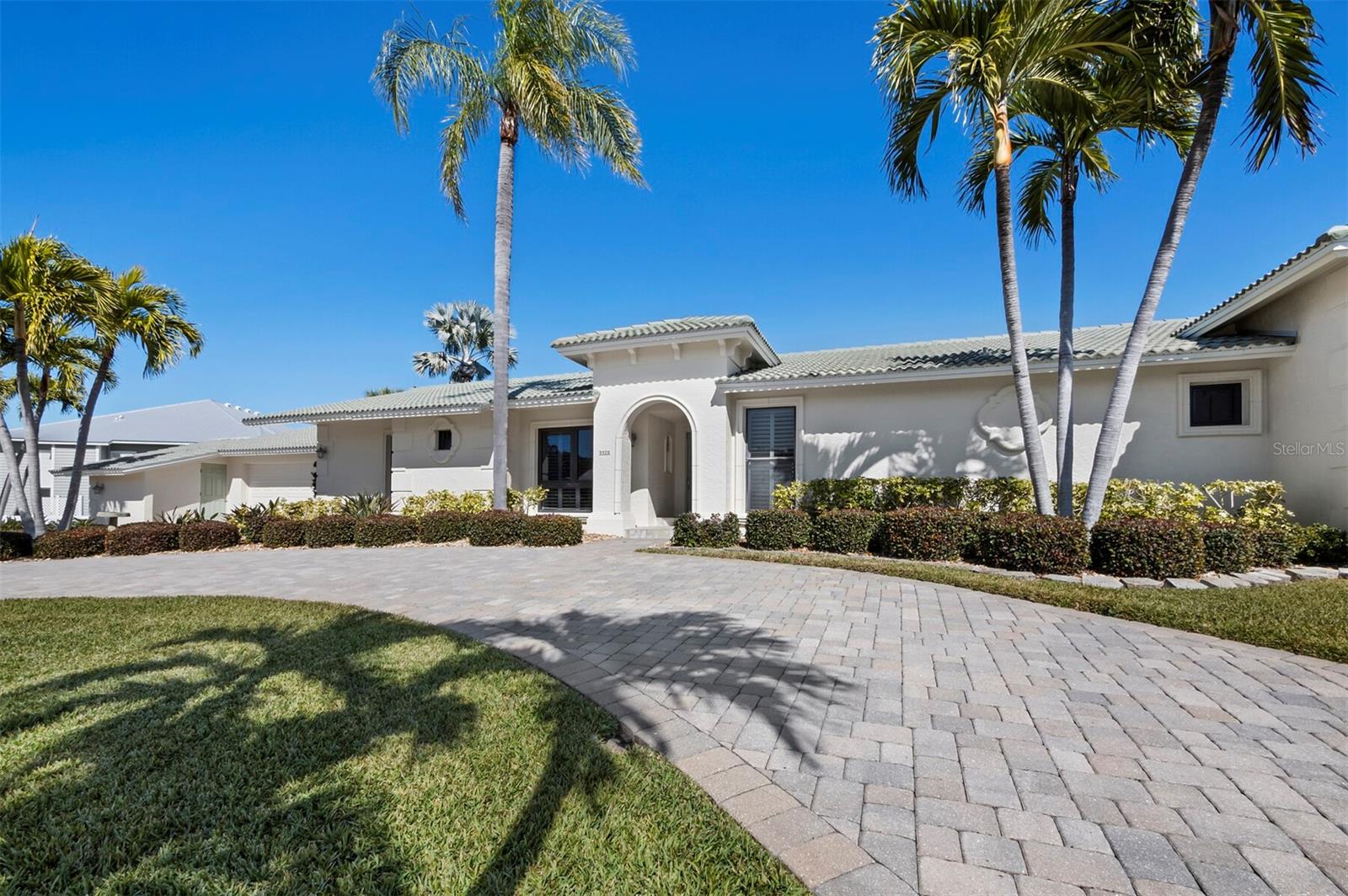 5970 Emerald Harbor Dr, Longboat Key, FL 34228