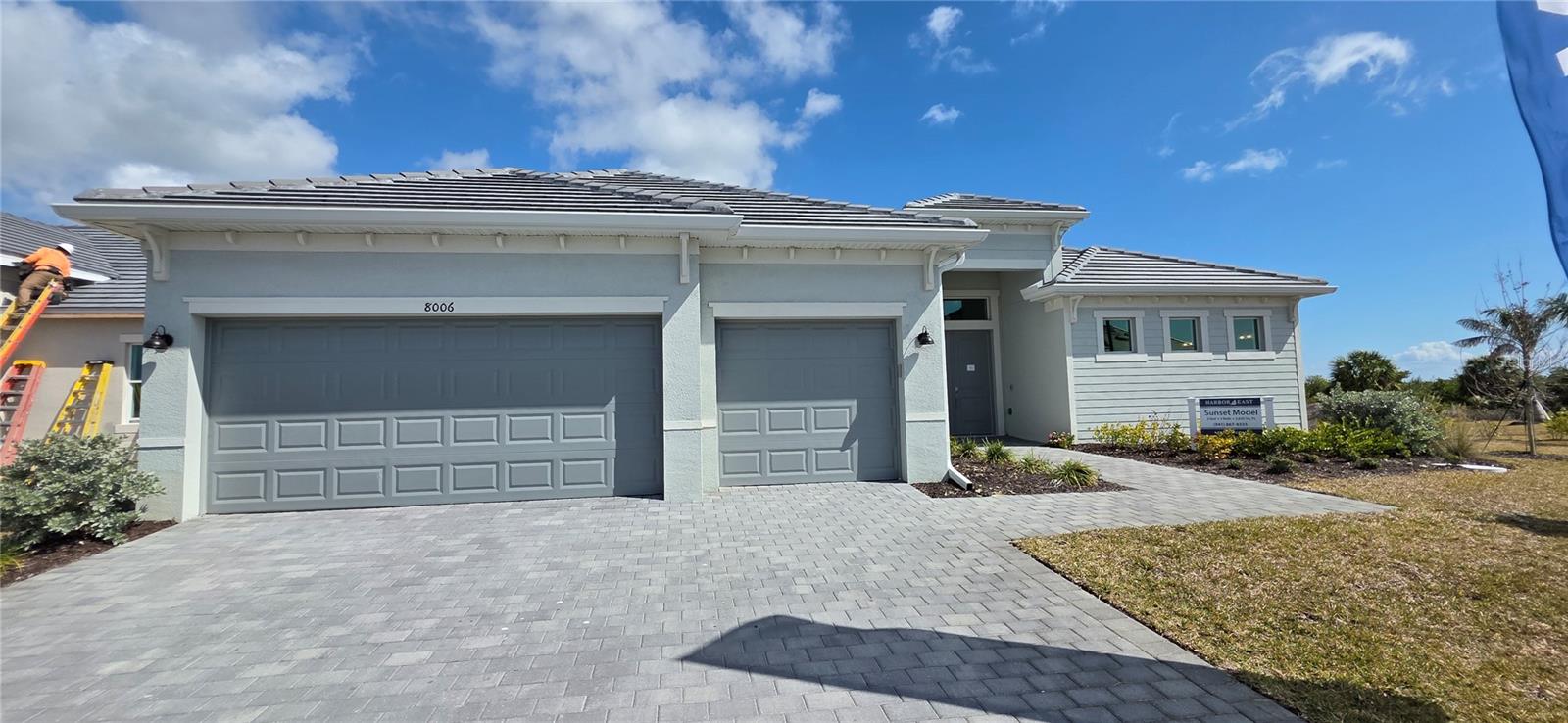 8006 Lakes Edge Ln, Port Charlotte, FL 33981