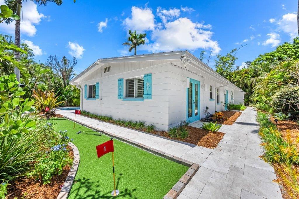 3360 Higel Ave, Sarasota, FL 34242