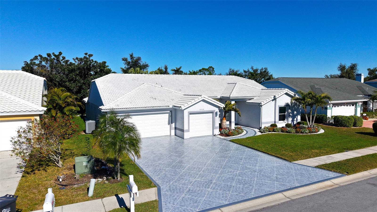 6948 Stetson Street Cir, Sarasota, FL 34243