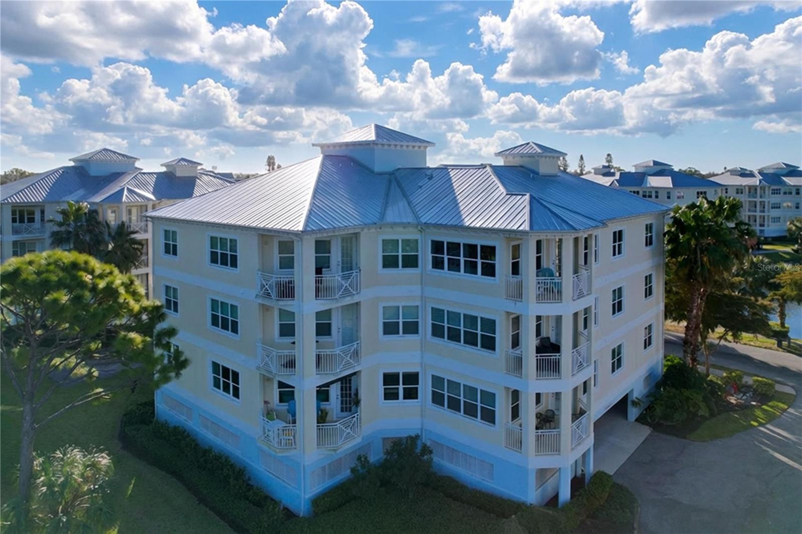 7730 34th Ave W #303, Bradenton, FL 34209