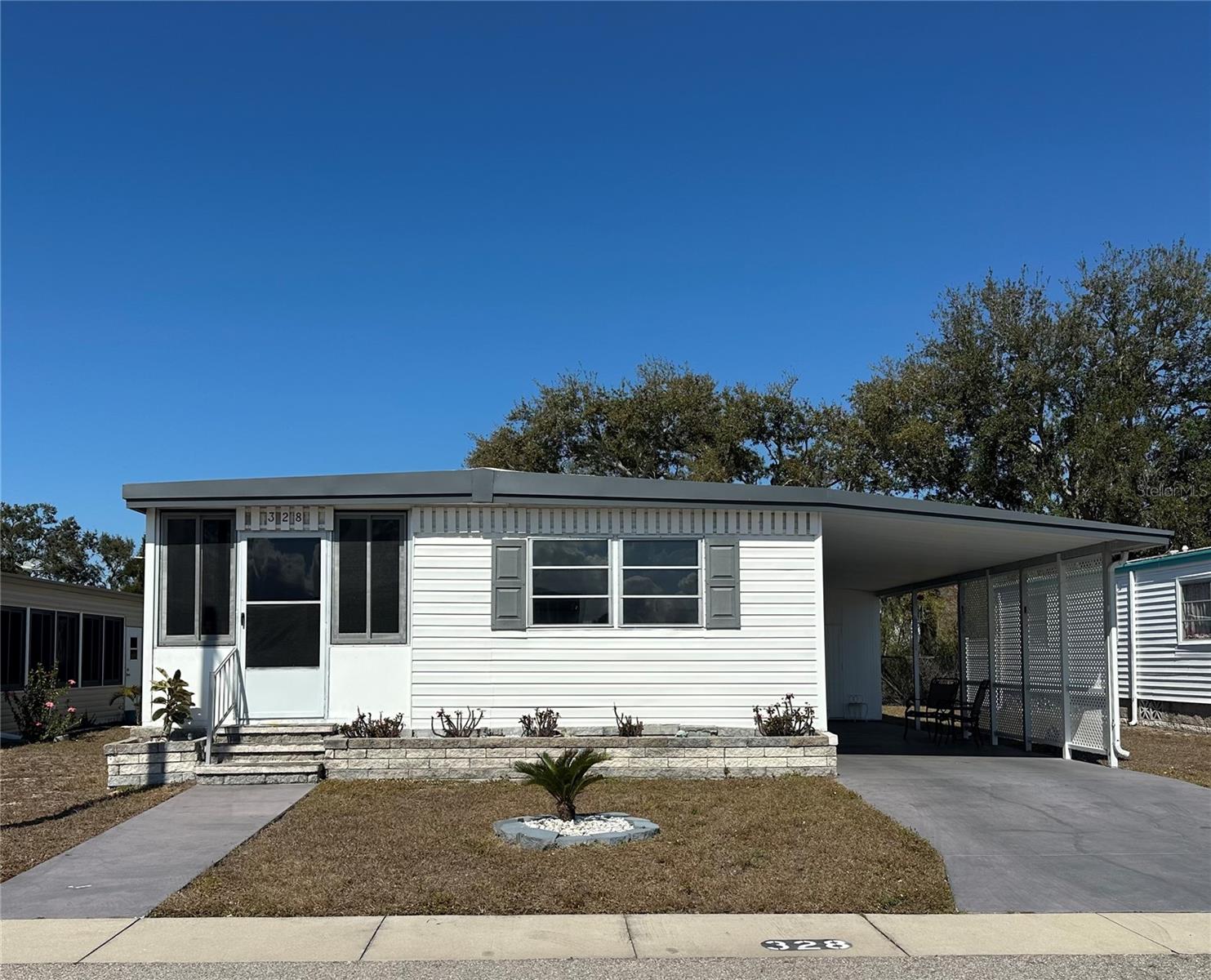 5619 Bayshore Rd #328, Palmetto, FL 34221