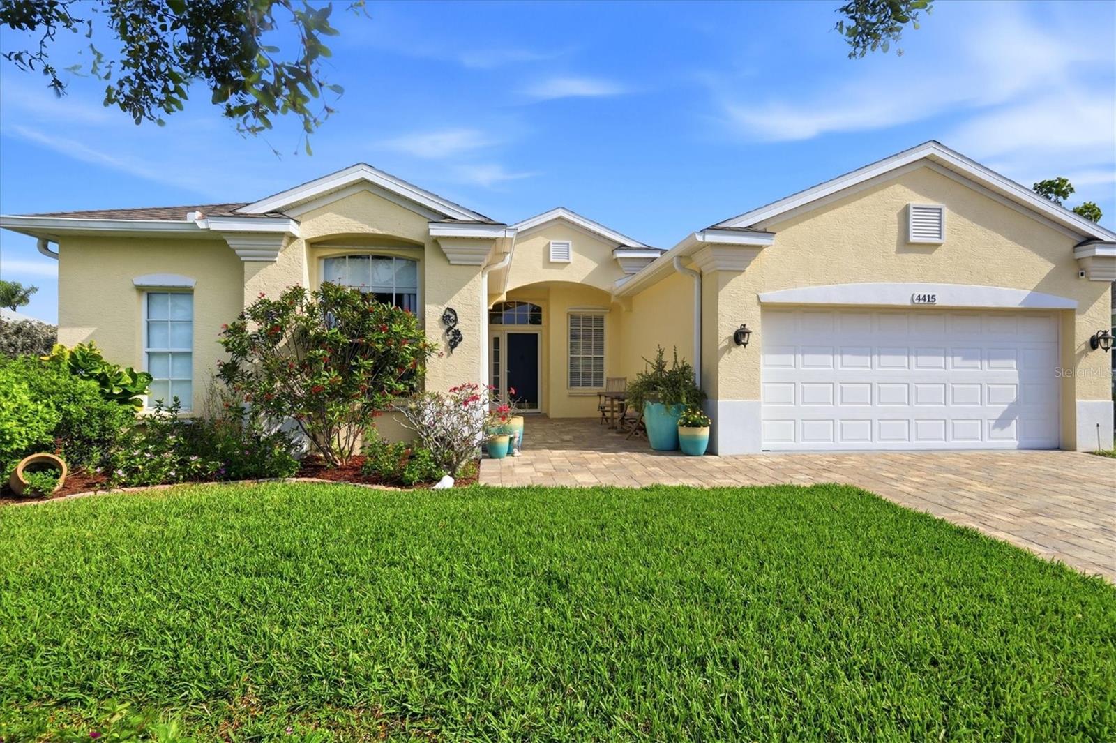 4415 50th Dr W, Bradenton, FL 34210