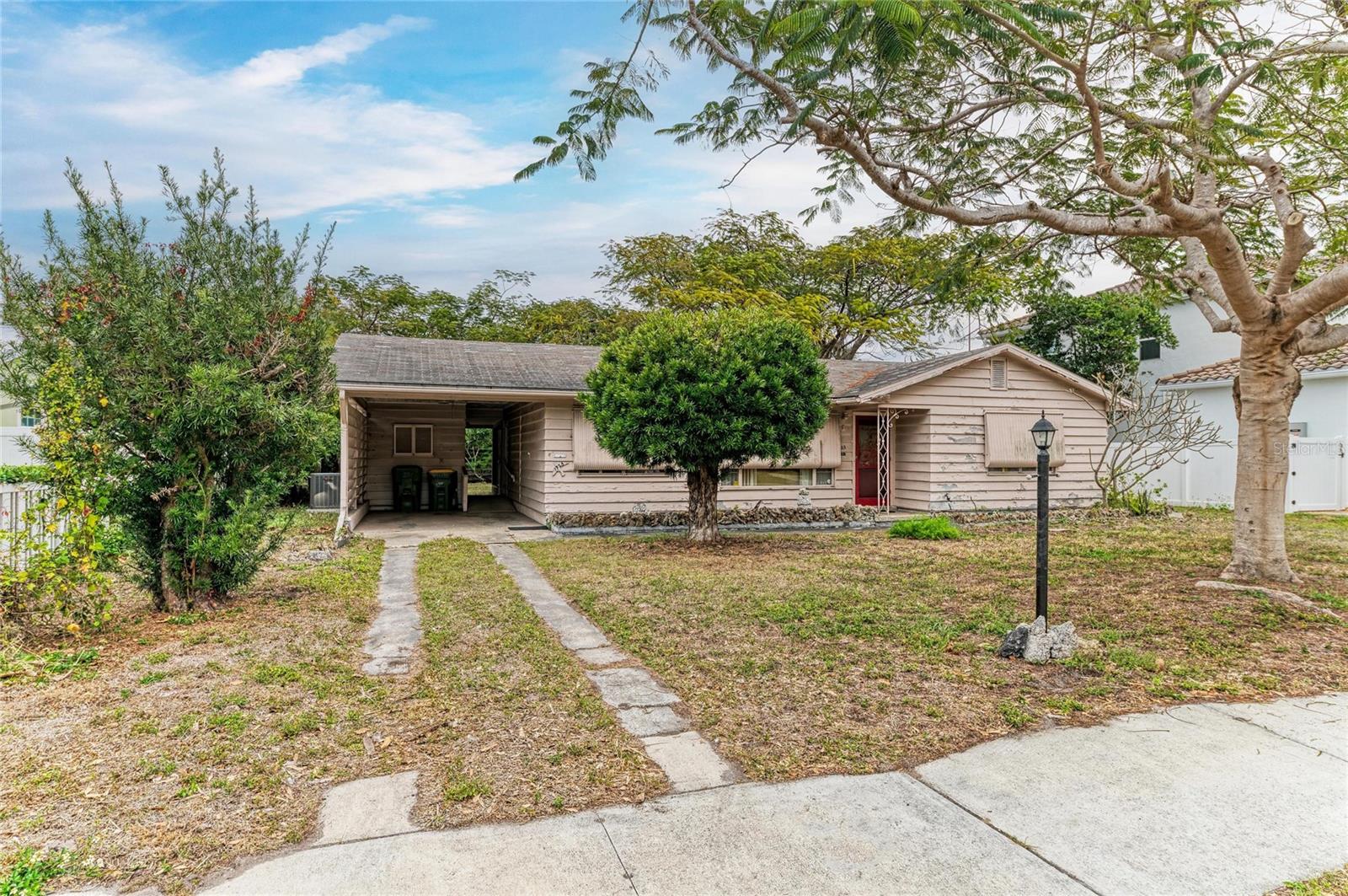 1925 Magnolia St, Sarasota, FL 34239