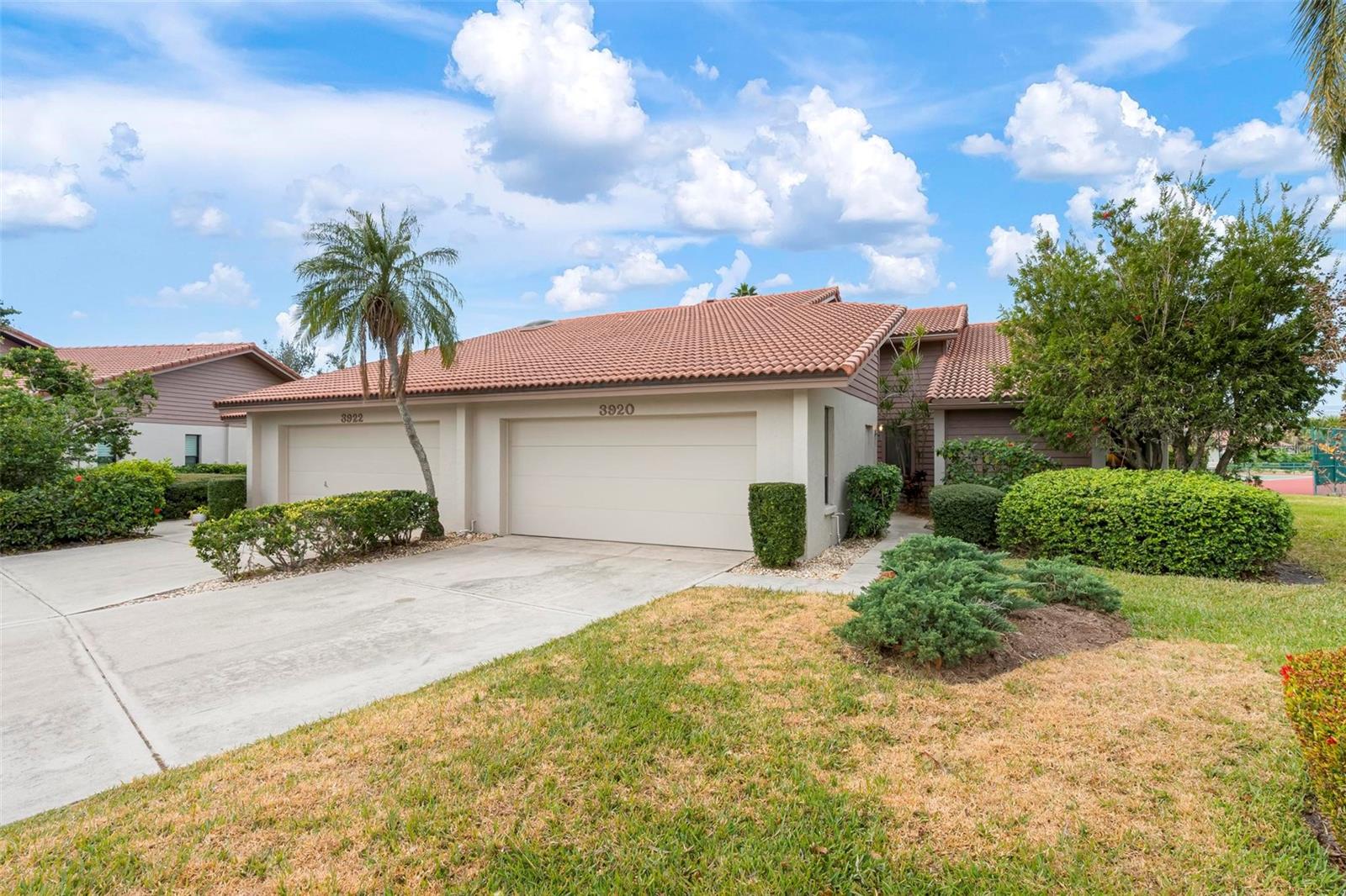 3920 Wilshire Ct #80, Sarasota, FL 34238