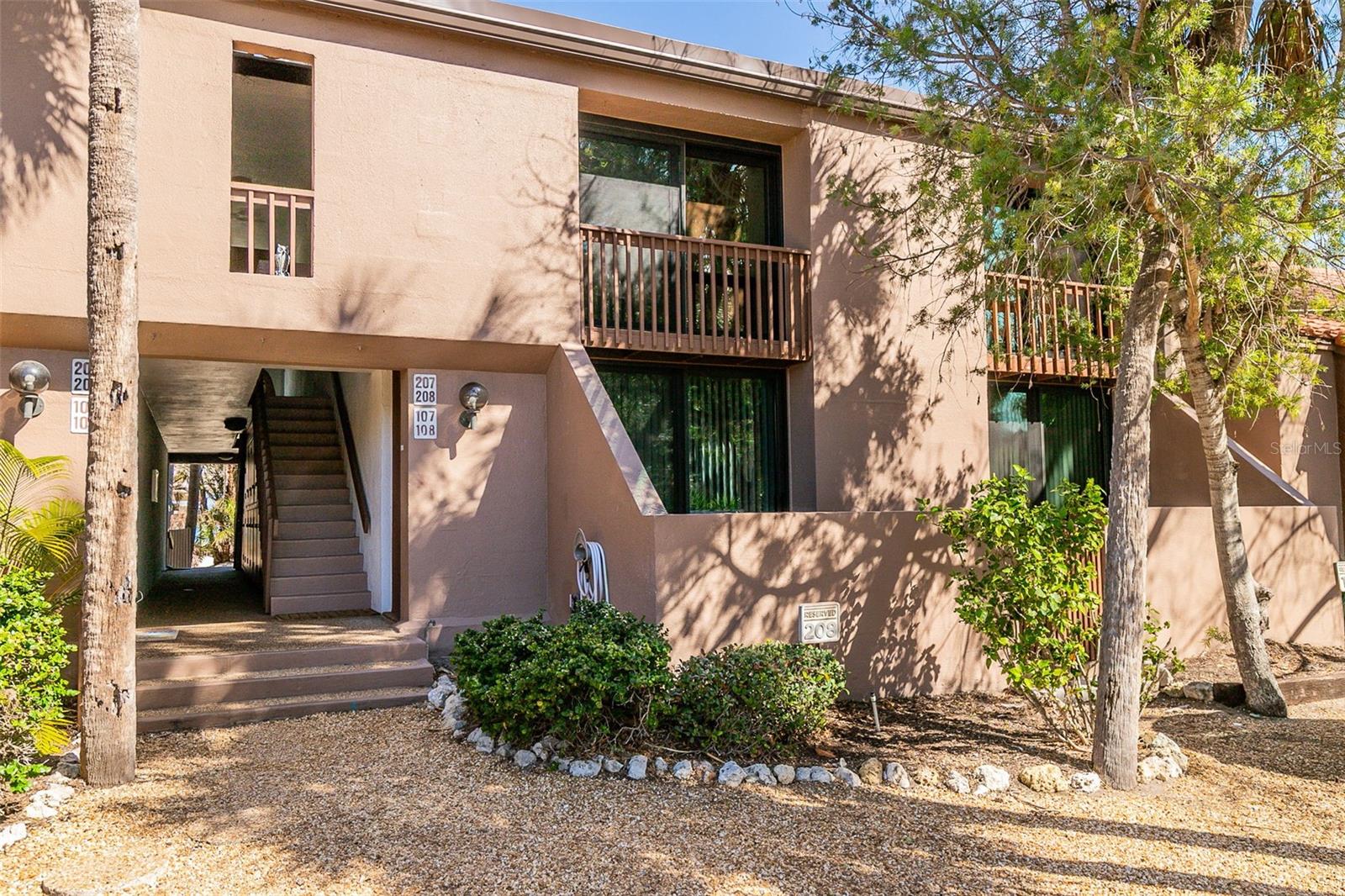 208 Pass Key Rd #208, Sarasota, FL 34242