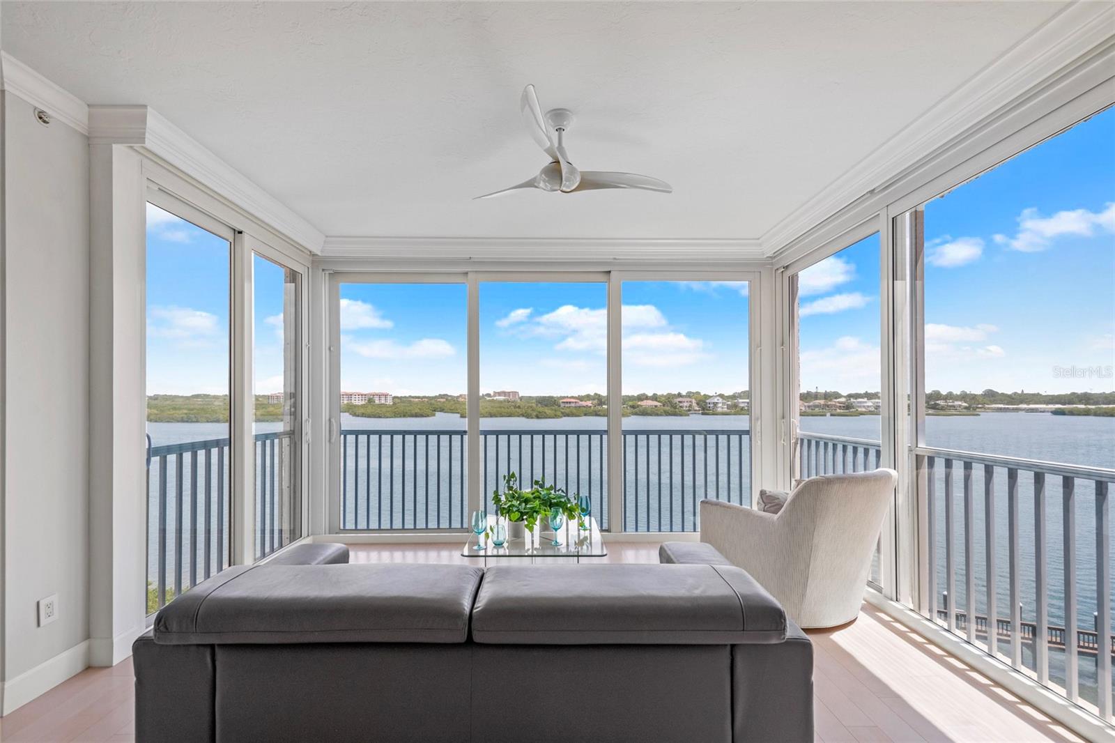 1280 Dolphin Bay Way #402, Sarasota, FL 34242