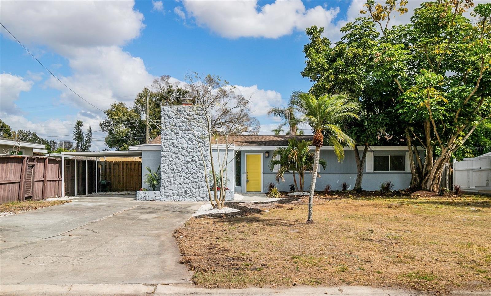 3427 Barstow St, Sarasota, FL 34235
