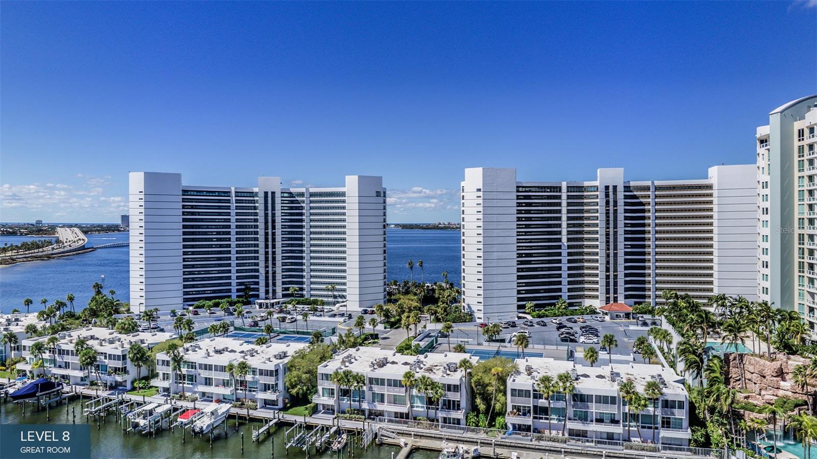 555 Quay Cmn #801, Sarasota, FL 34236
