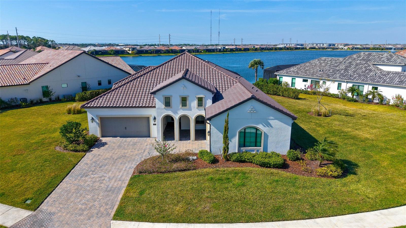 281 Bocelli Dr, Nokomis, FL 34275