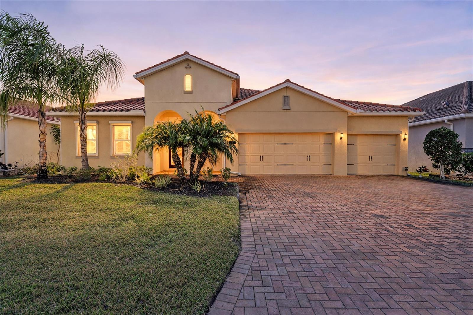 6927 Indus Valley Cir, Parrish, FL 34219