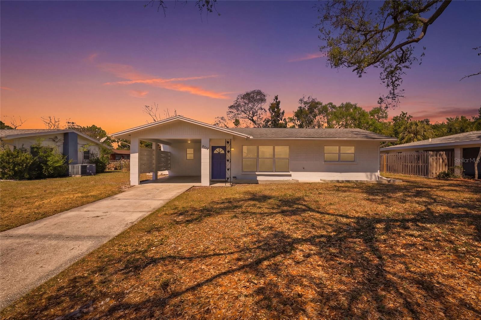 2227 Grove St, Sarasota, FL 34239
