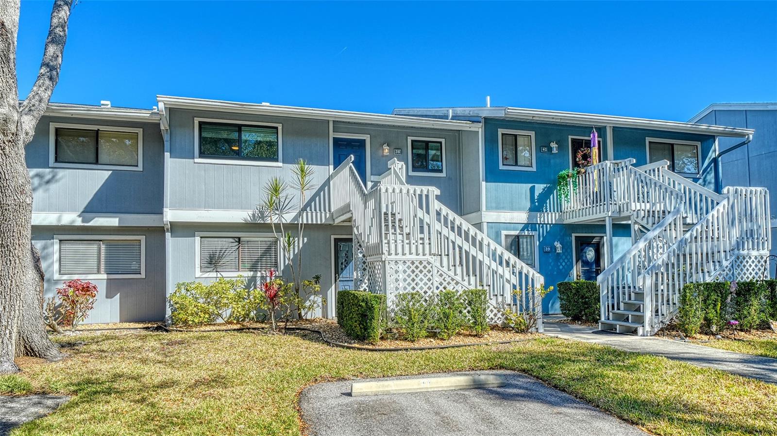 6033 34th St W #38, Bradenton, FL 34210
