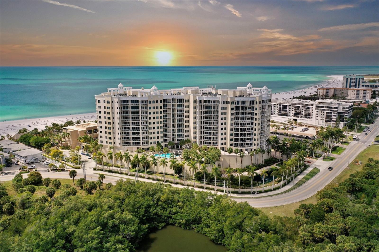1300 Benjamin Franklin Dr #303, Sarasota, FL 34236