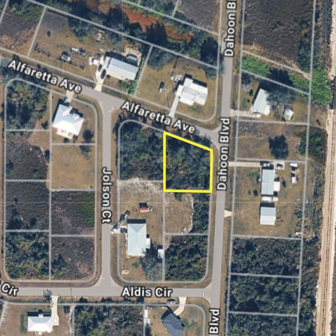 137 Dahoon Blvd, Punta Gorda, FL 33982