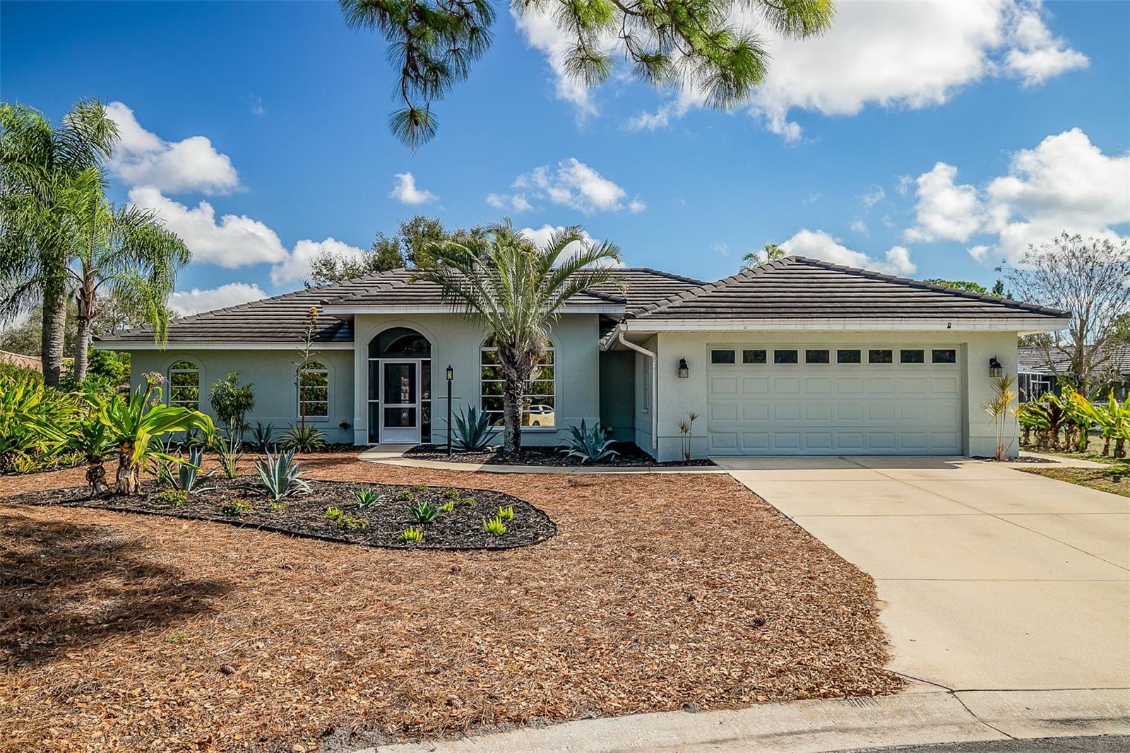 2262 Lakewood Ln, Nokomis, FL 34275