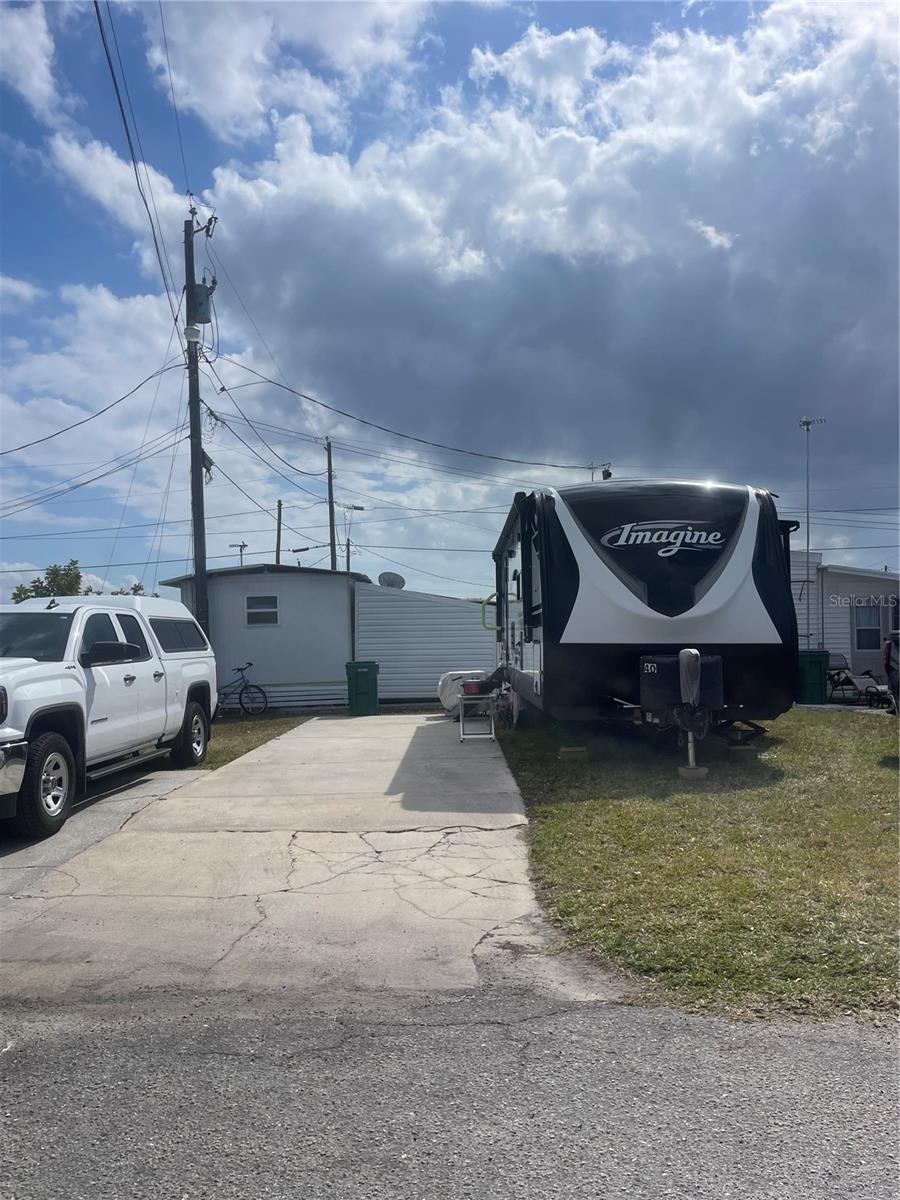 40 Illinois St, Palmetto, FL 34221