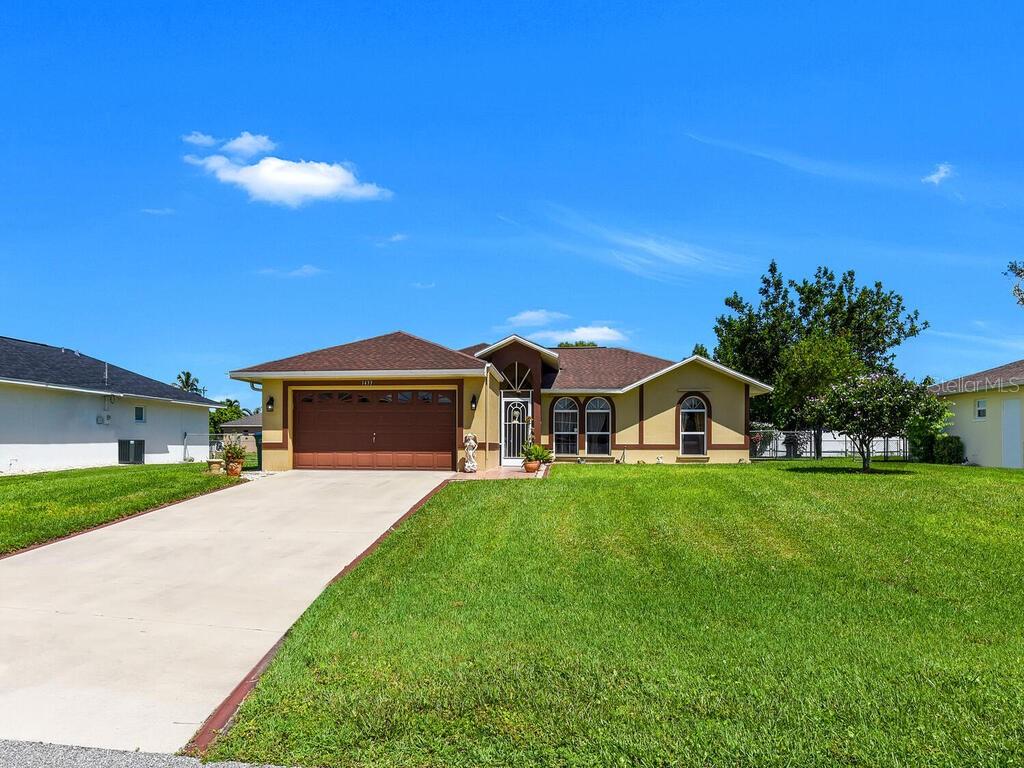 1433 Se 13th Ter, Cape Coral, FL 33990