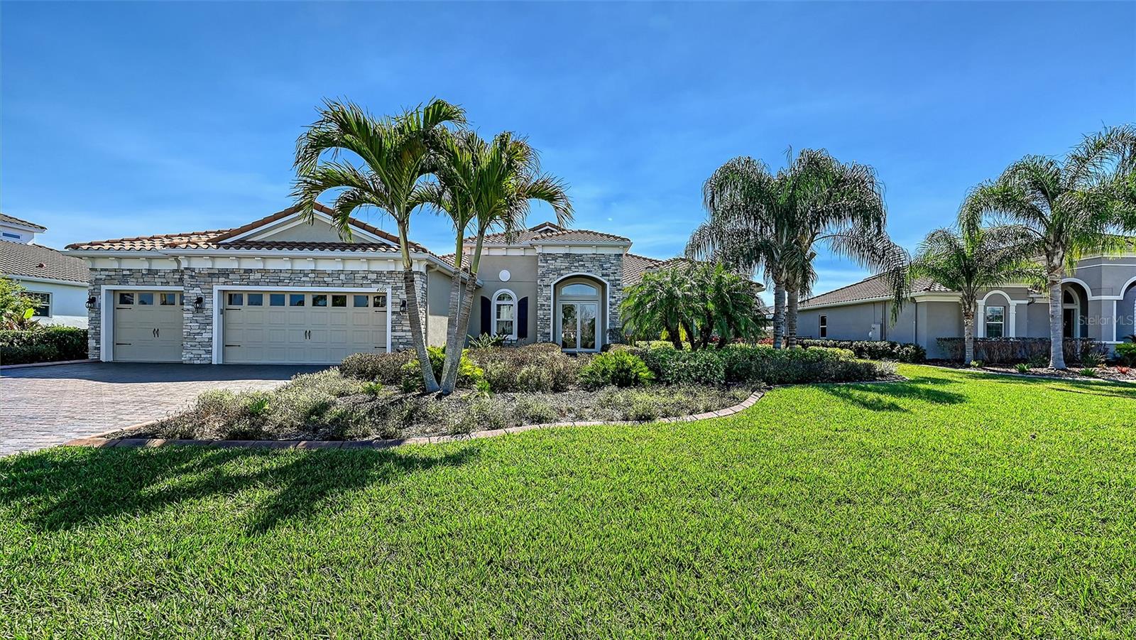 4709 Vasca Dr, Sarasota, FL 34240