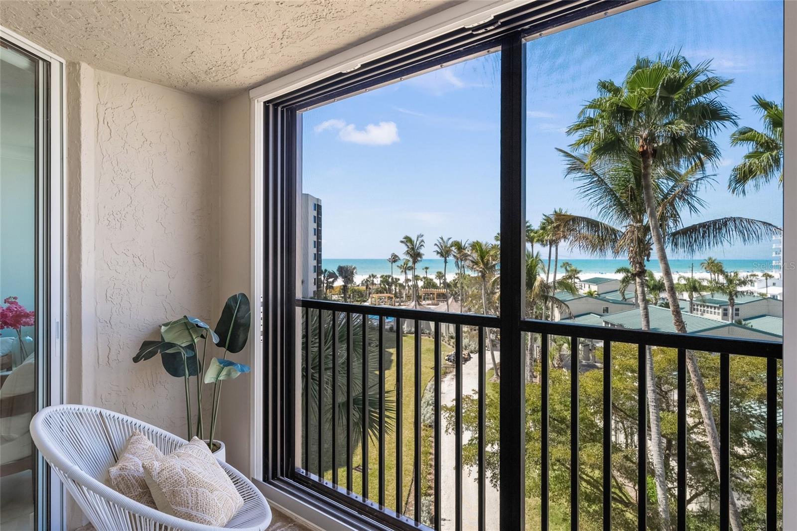 5880 Midnight Pass Rd #511, Sarasota, FL 34242