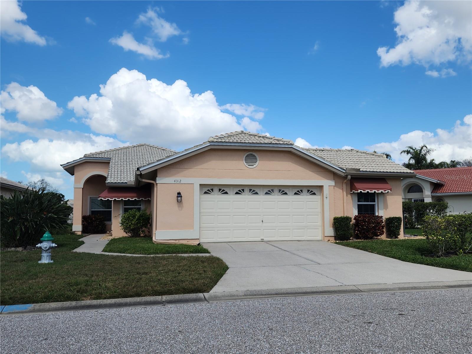 4312 Muirfield Dr, Bradenton, FL 34210