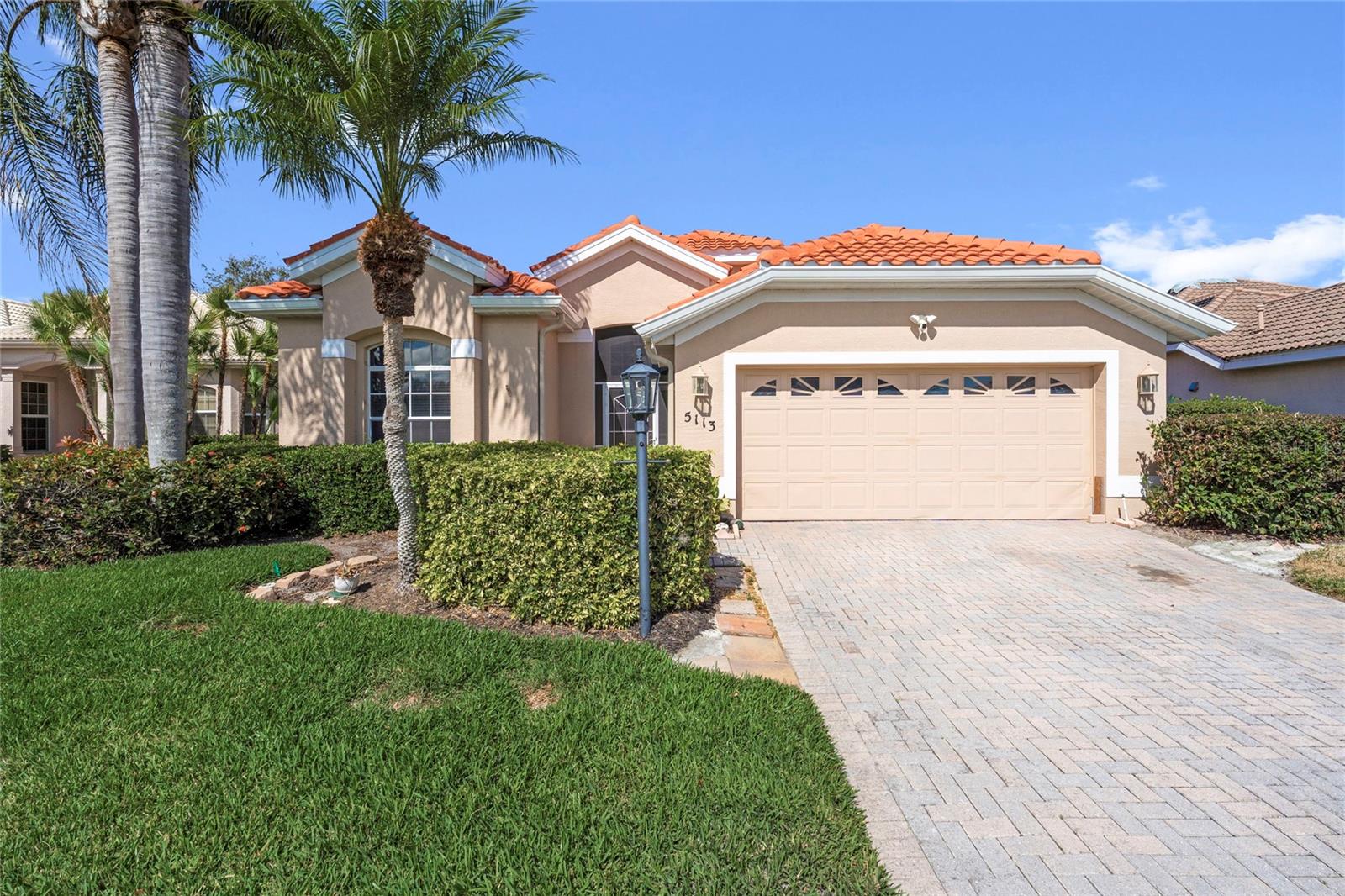 5113 Flagstone Dr, Sarasota, FL 34238