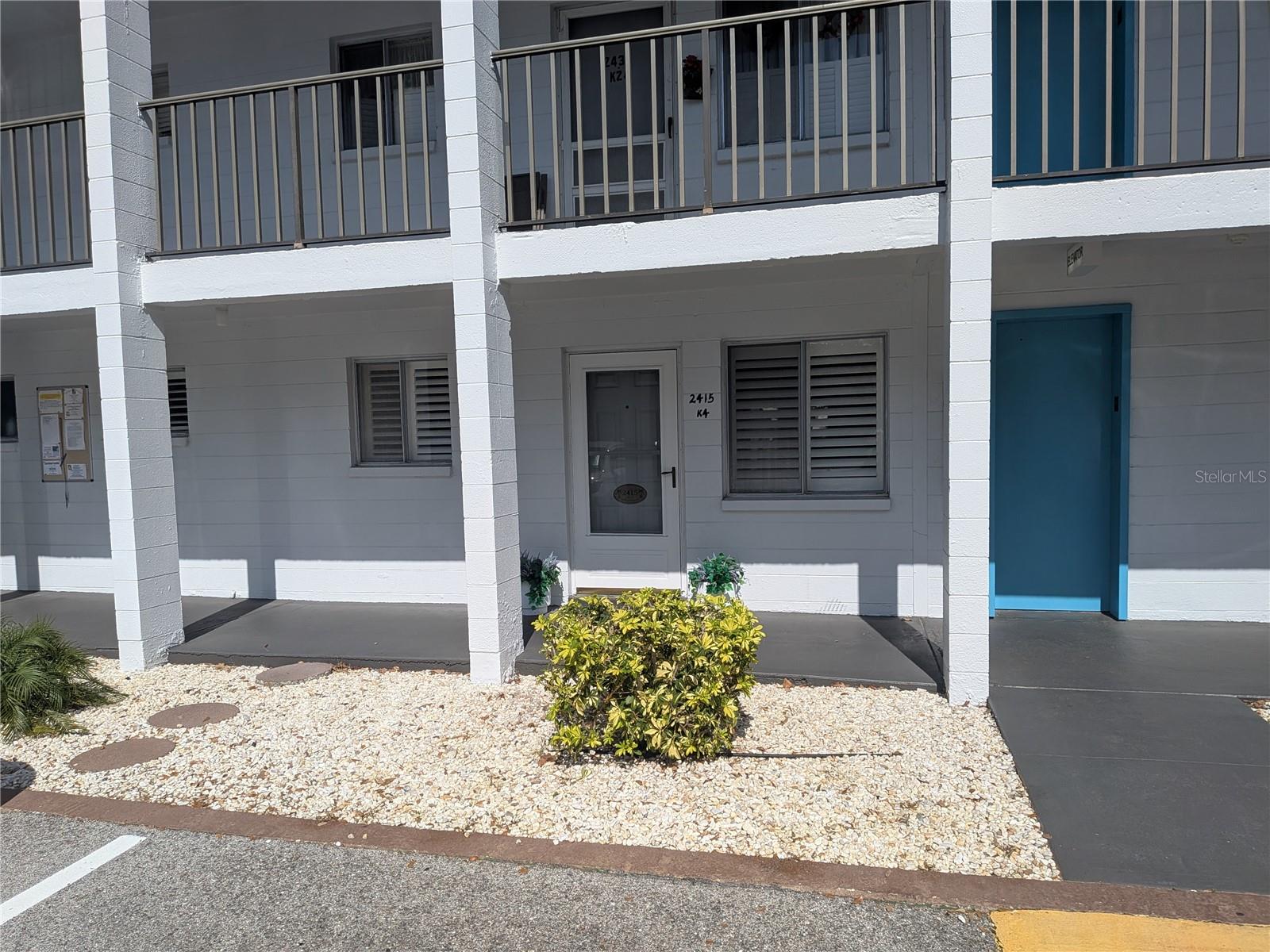 Bradenton, FL 34207