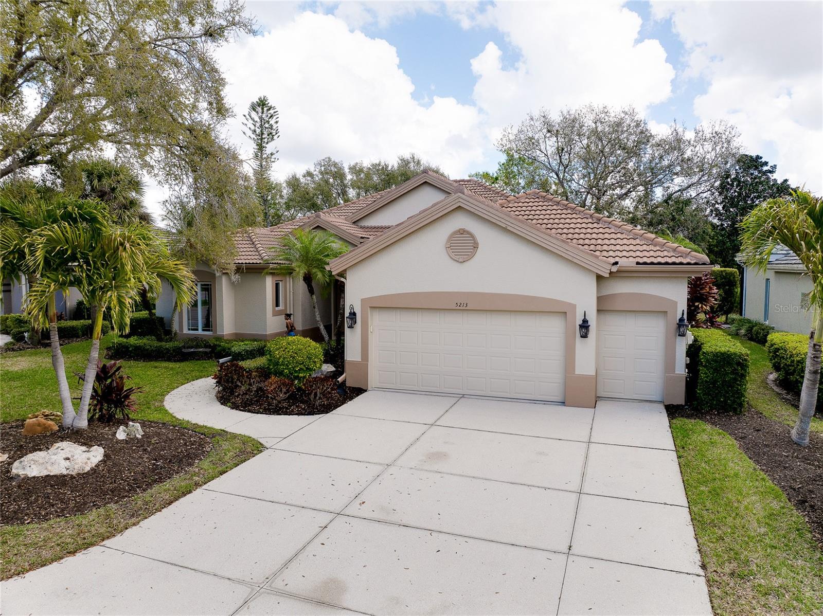 5213 88th St E, Bradenton, FL 34211