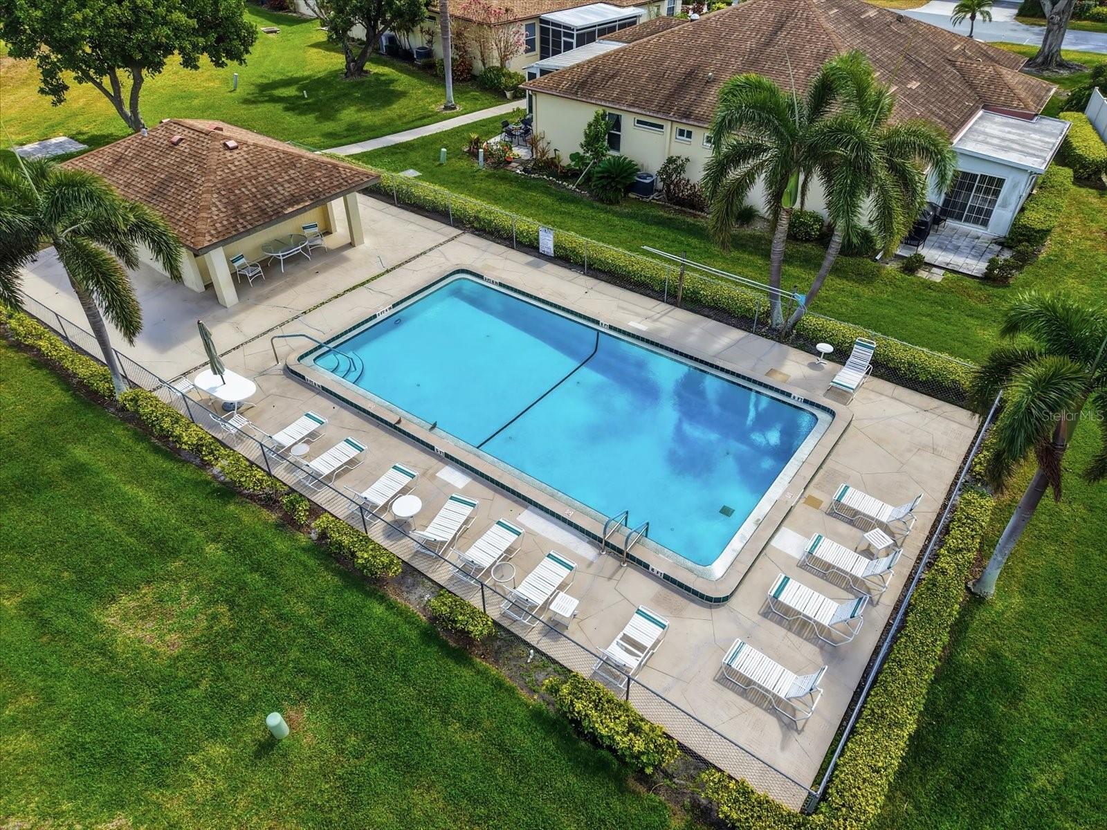 6108 Penny Ln, Bradenton, FL 34207