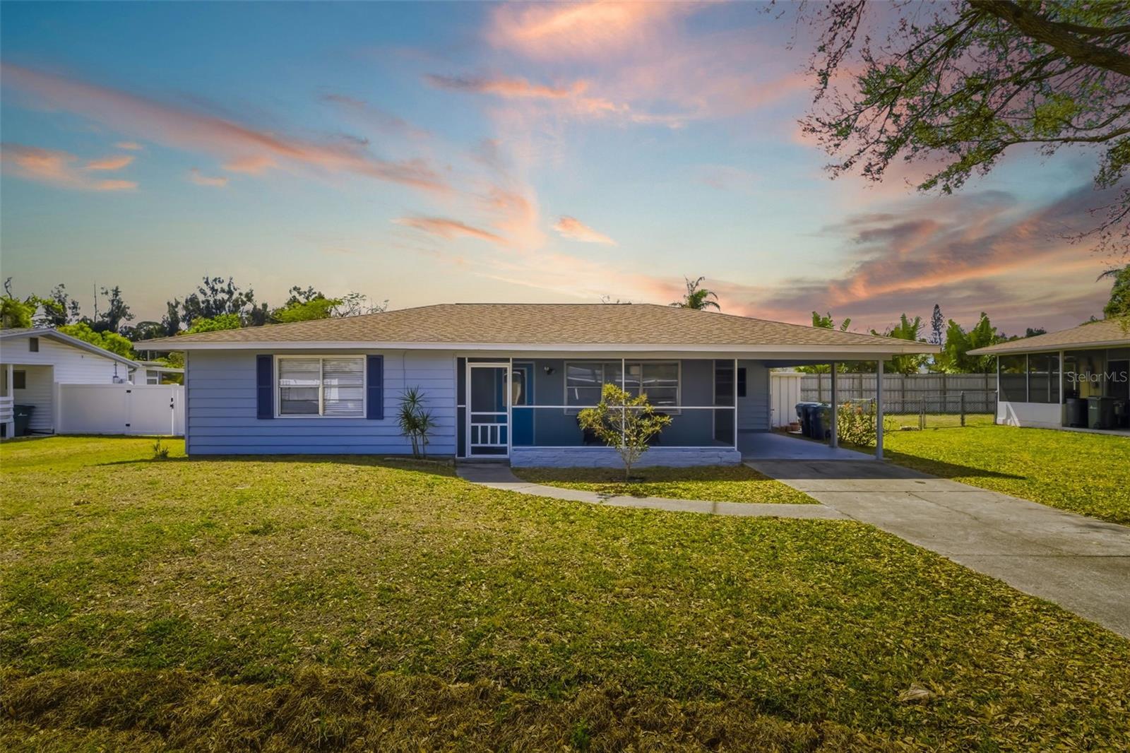 2208 Shawnee St, Sarasota, FL 34231