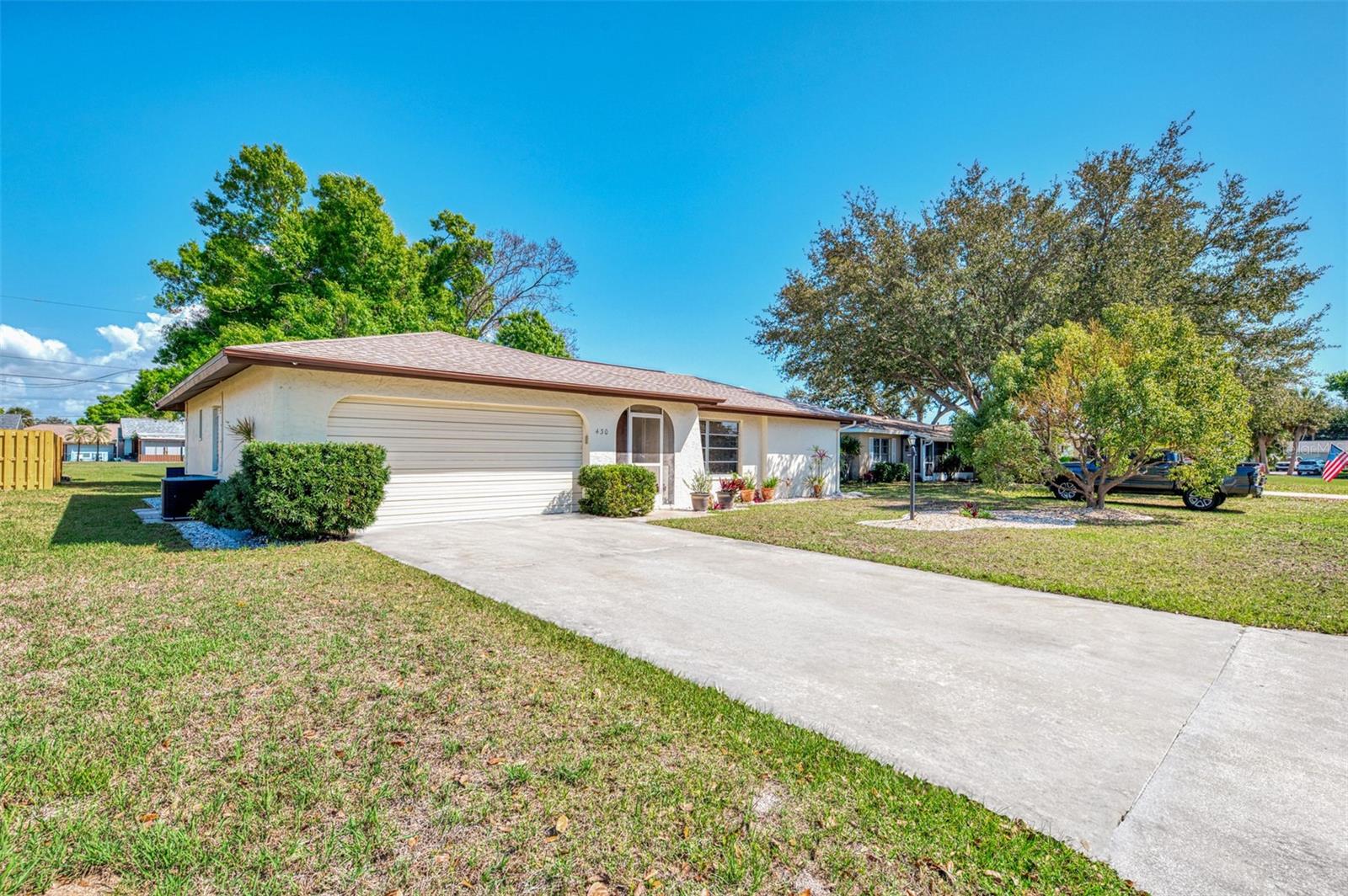 430 Sunnyside Dr, Venice, FL 34293
