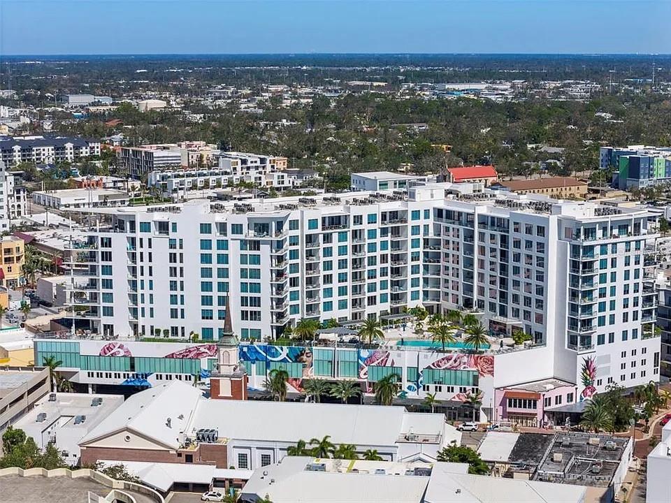 111 S Pineapple Ave #613, Sarasota, FL 34236