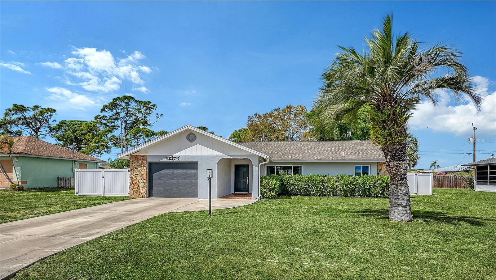 972 Leeward Rd, Venice, FL 34293