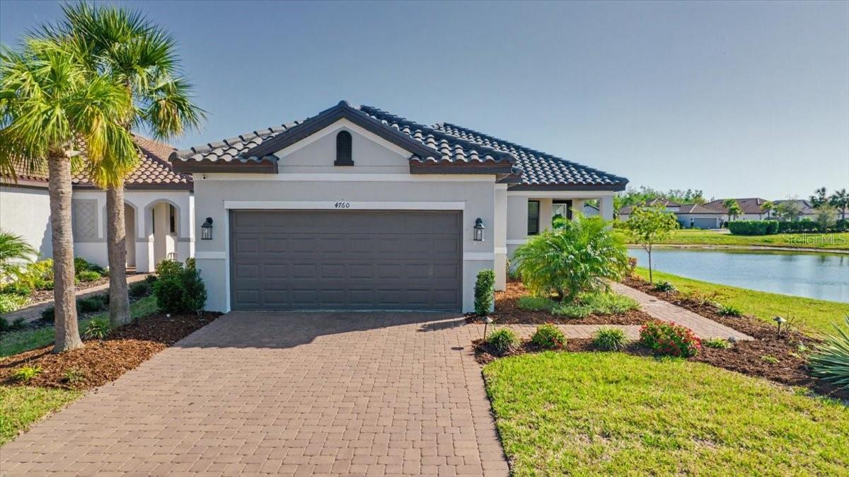 4760 Crestpoint Way, Palmetto, FL 34221