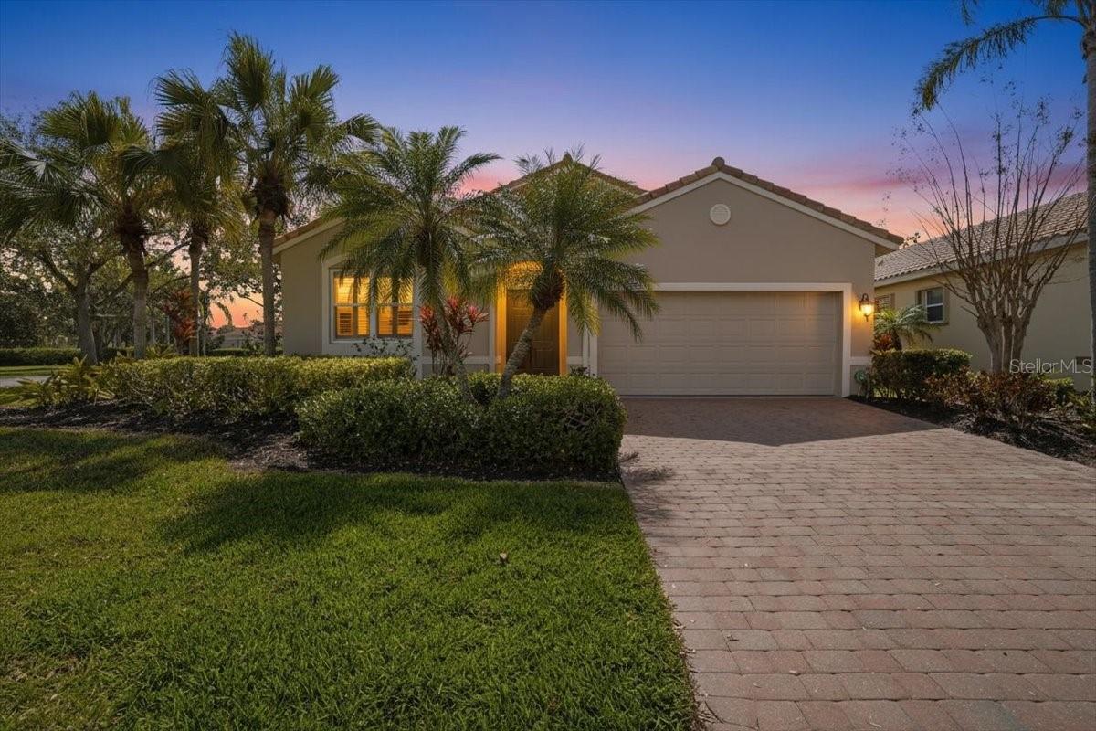 4246 65th Pl E, Sarasota, FL 34243