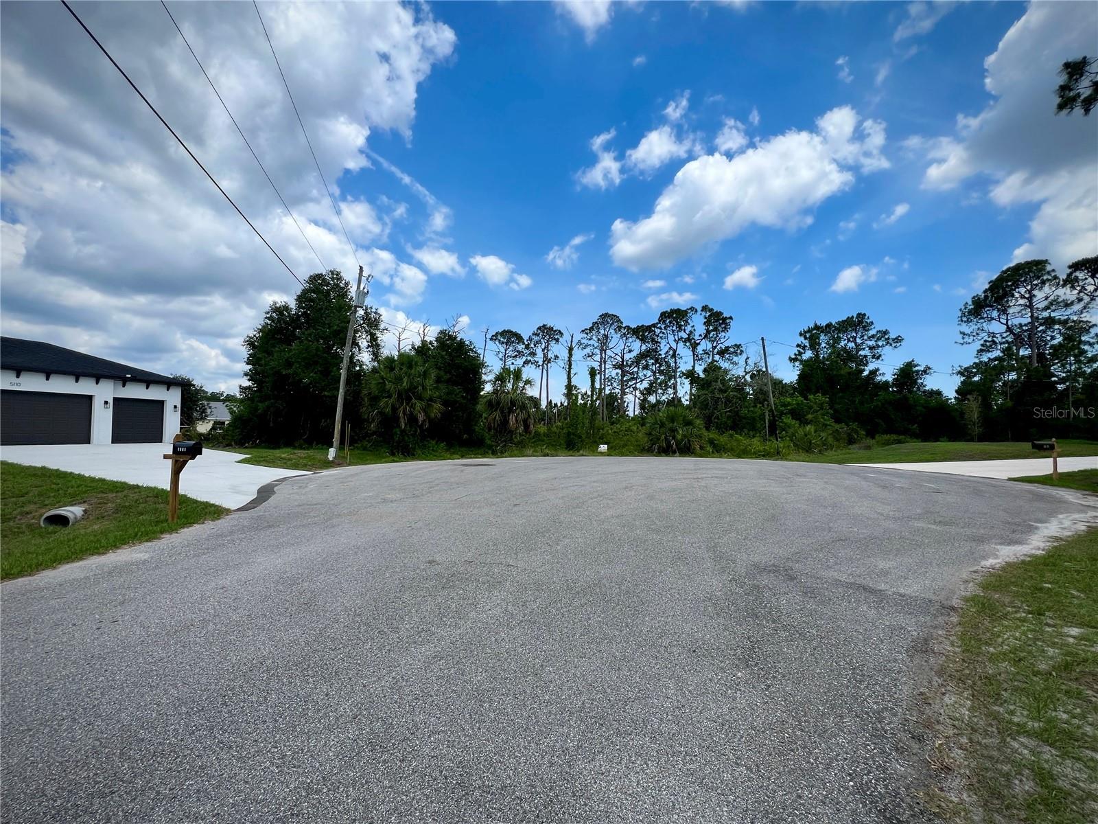 Burri Ct, North Port, FL 34288