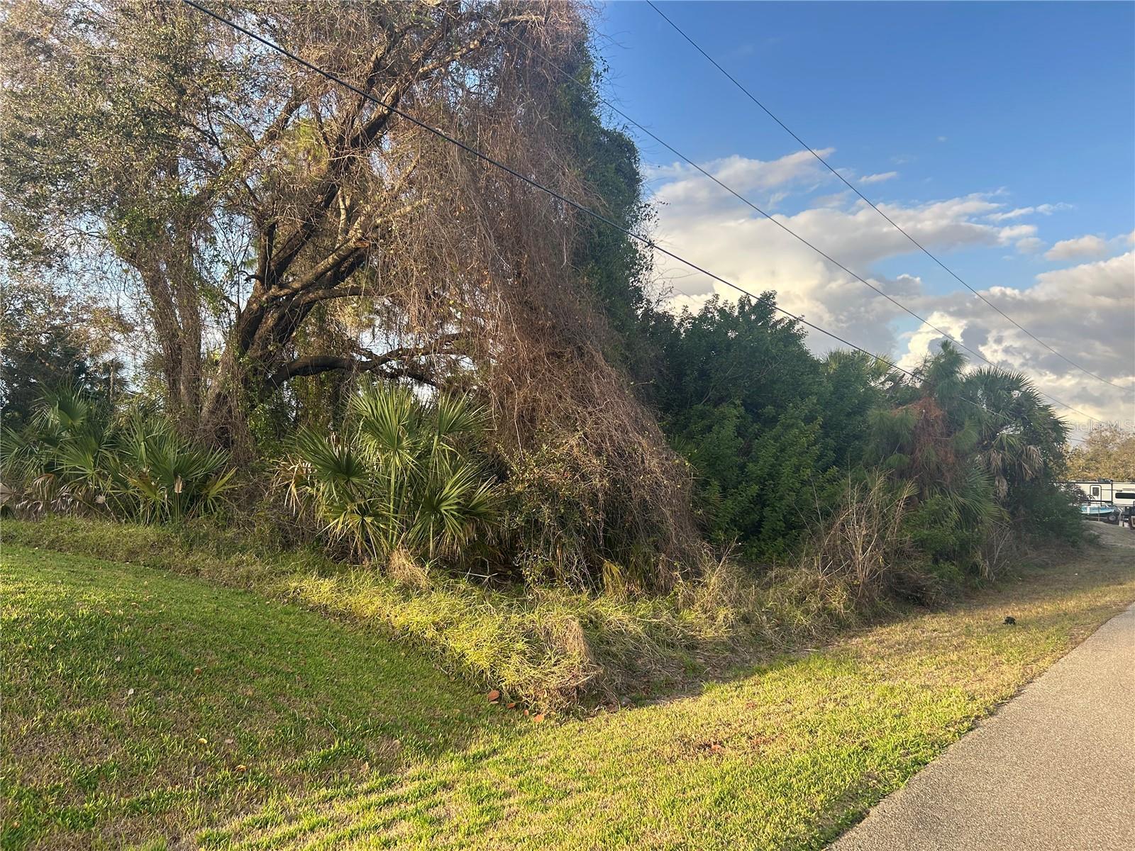 Rumson Rd, North Port, FL 34288