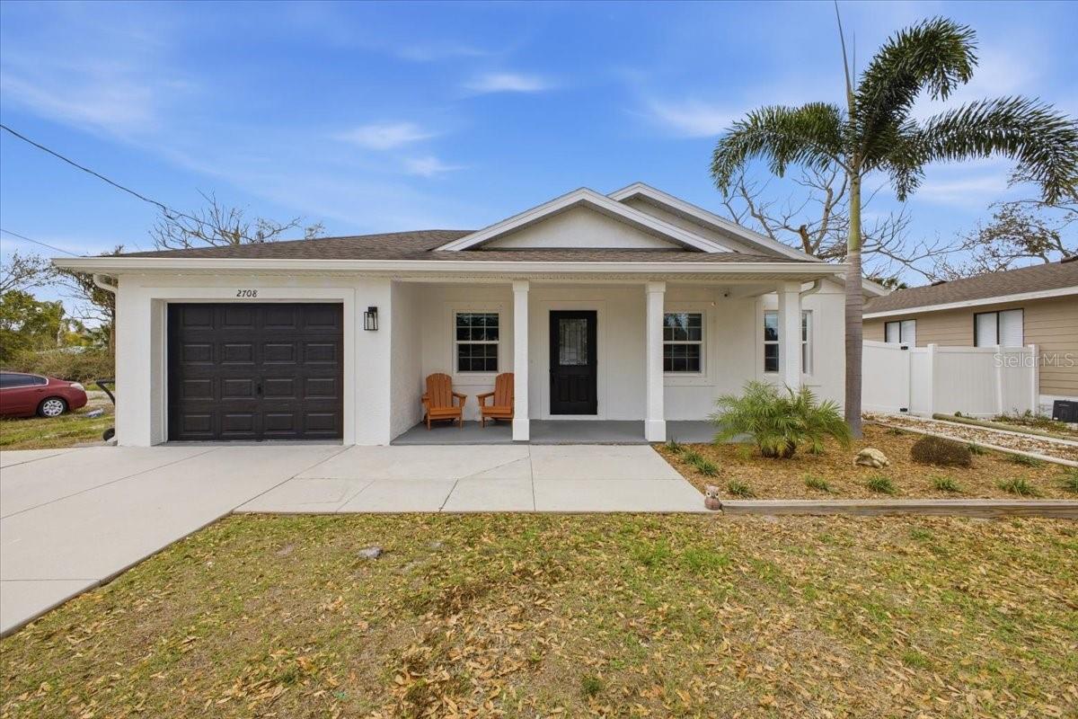 2708 6th Ave E, Palmetto, FL 34221