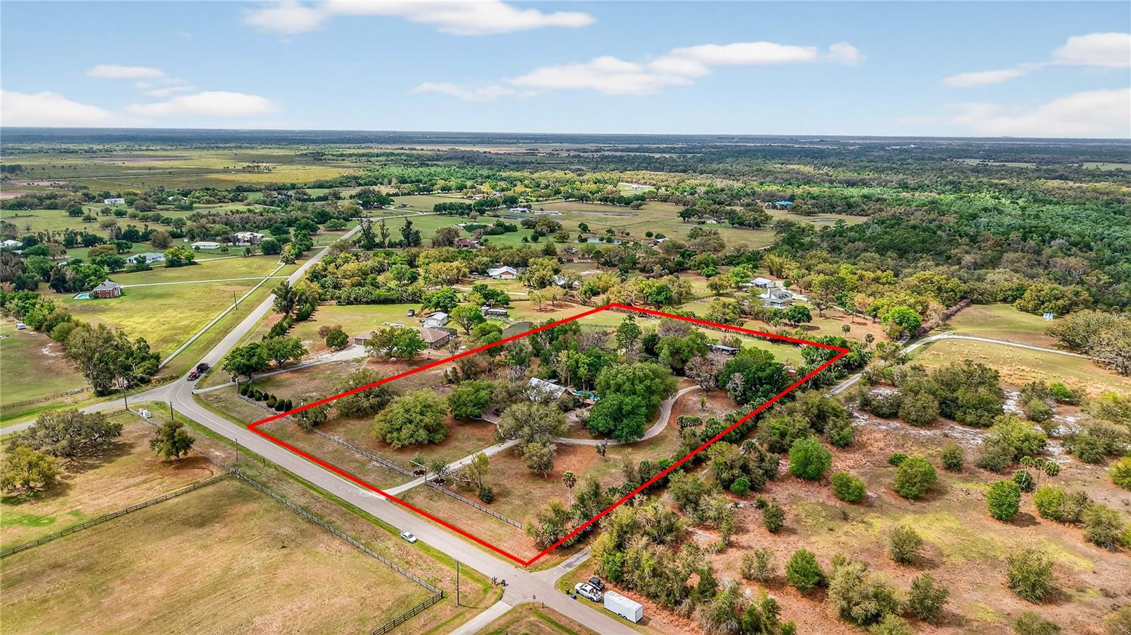 6888 Myakka Valley Trl, Sarasota, FL 34241