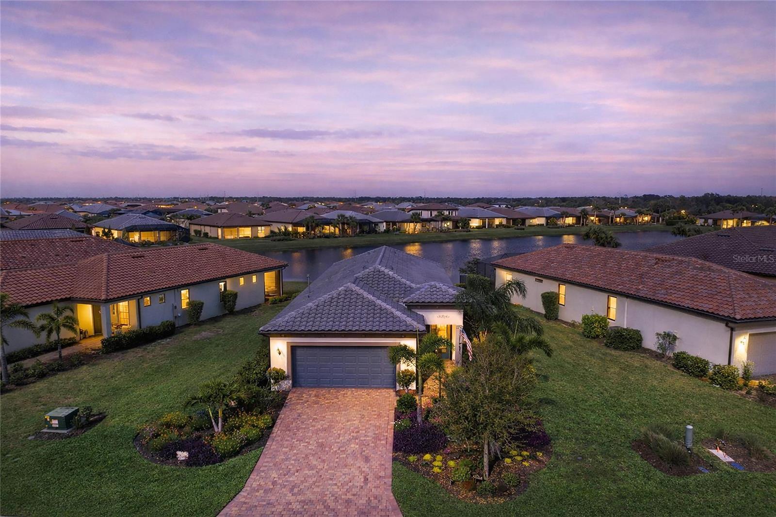 7575 Summerland Cv, Lakewood Ranch, FL 34202
