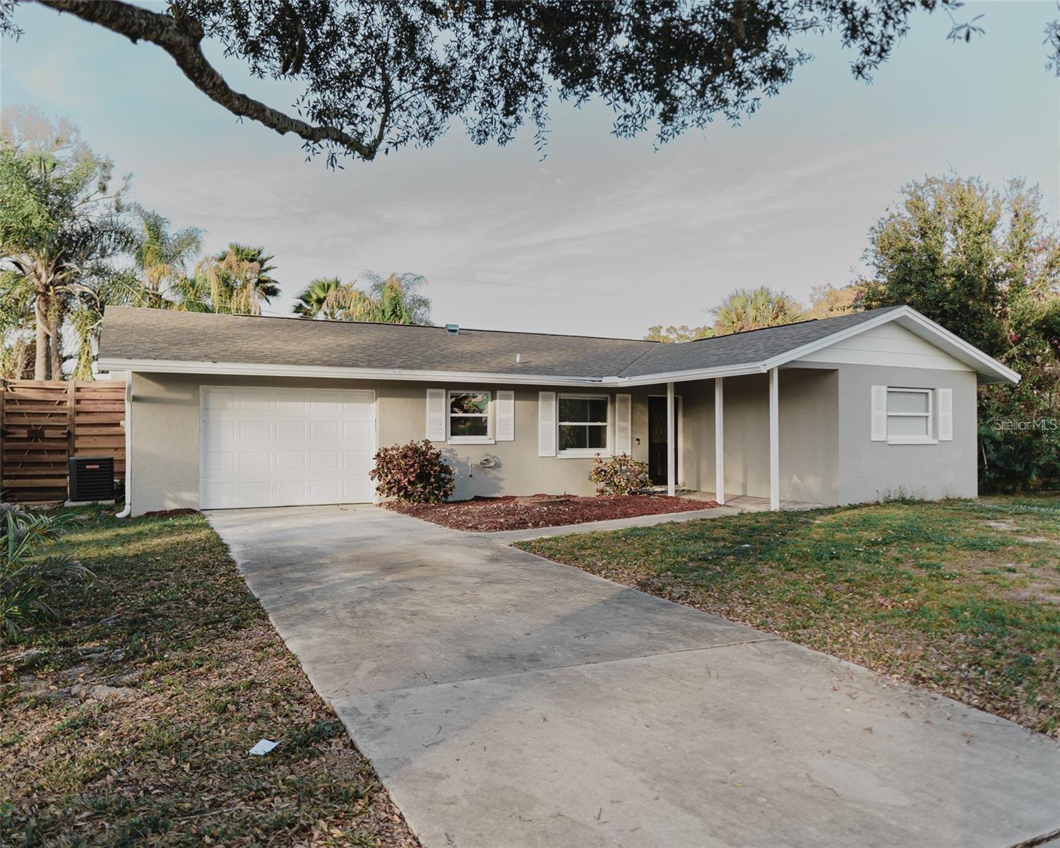 4549 Mcintosh Ln, Sarasota, FL 34232