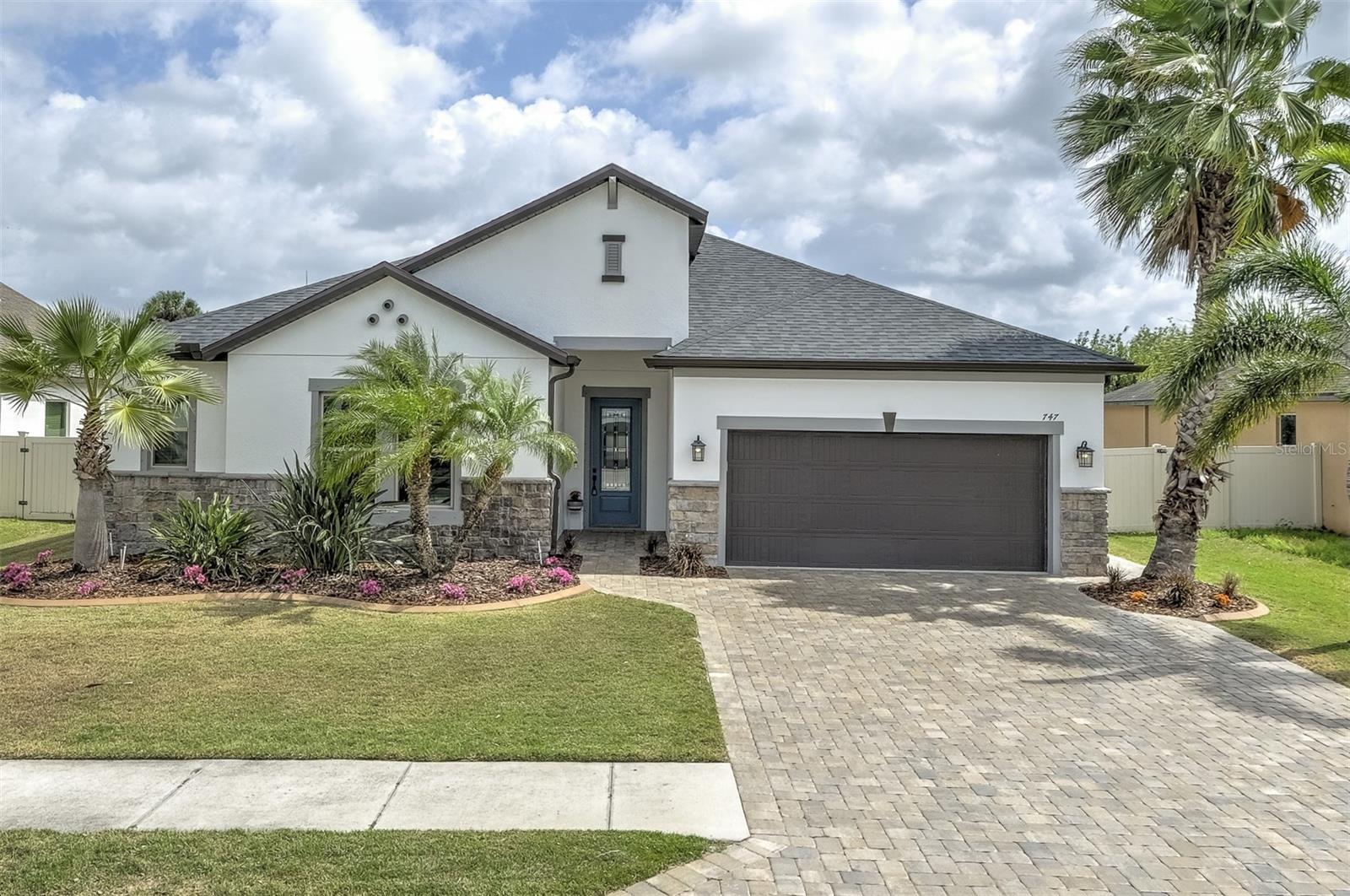 747 116th Ct Ne, Bradenton, FL 34212