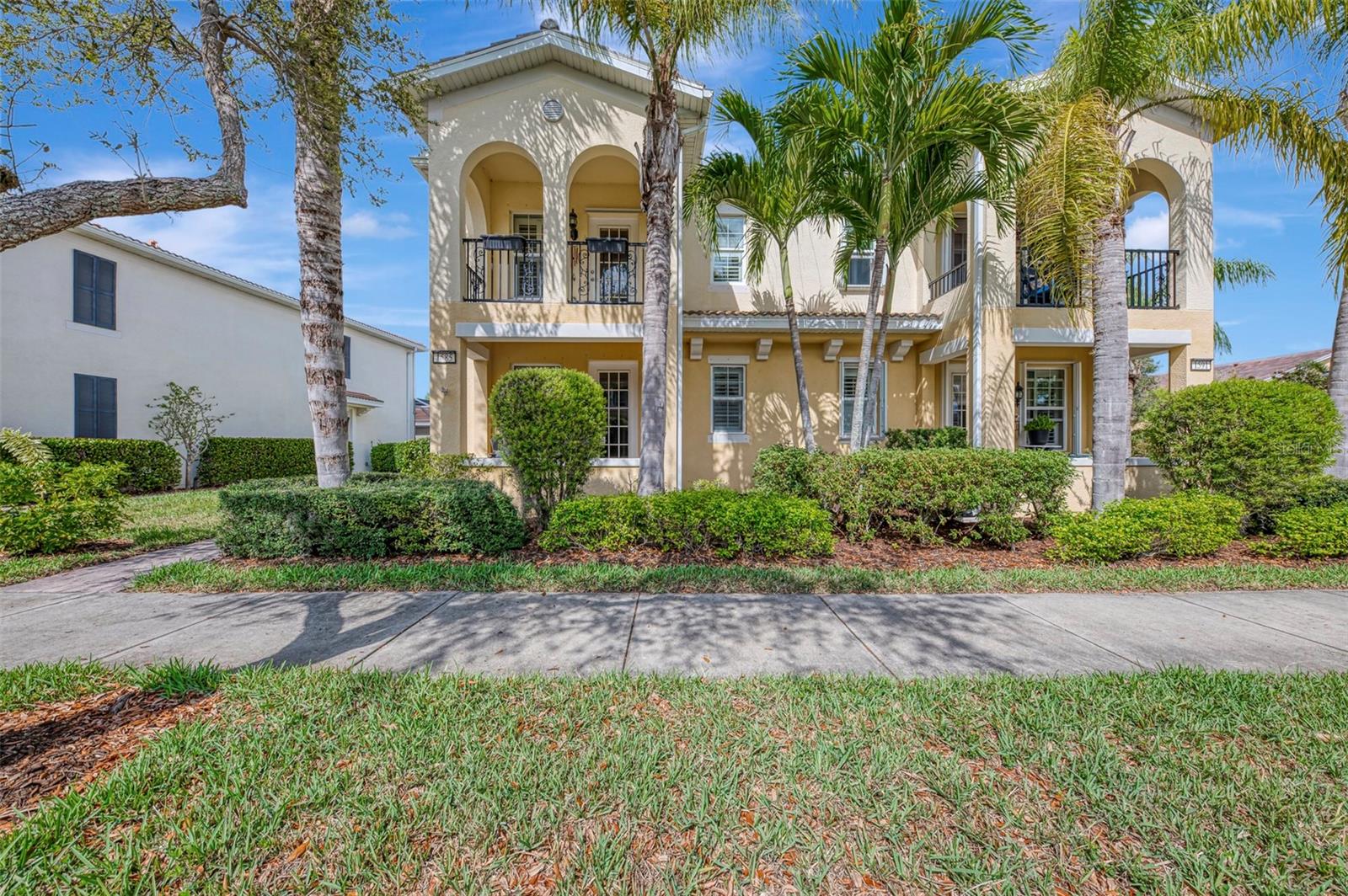 1585 Dorgali Dr, Sarasota, FL 34238