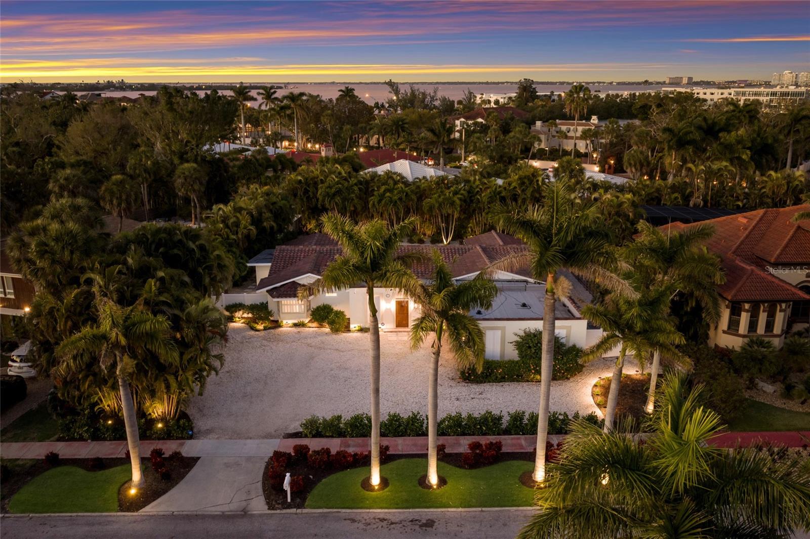 103 Fillmore Dr, Sarasota, FL 34236