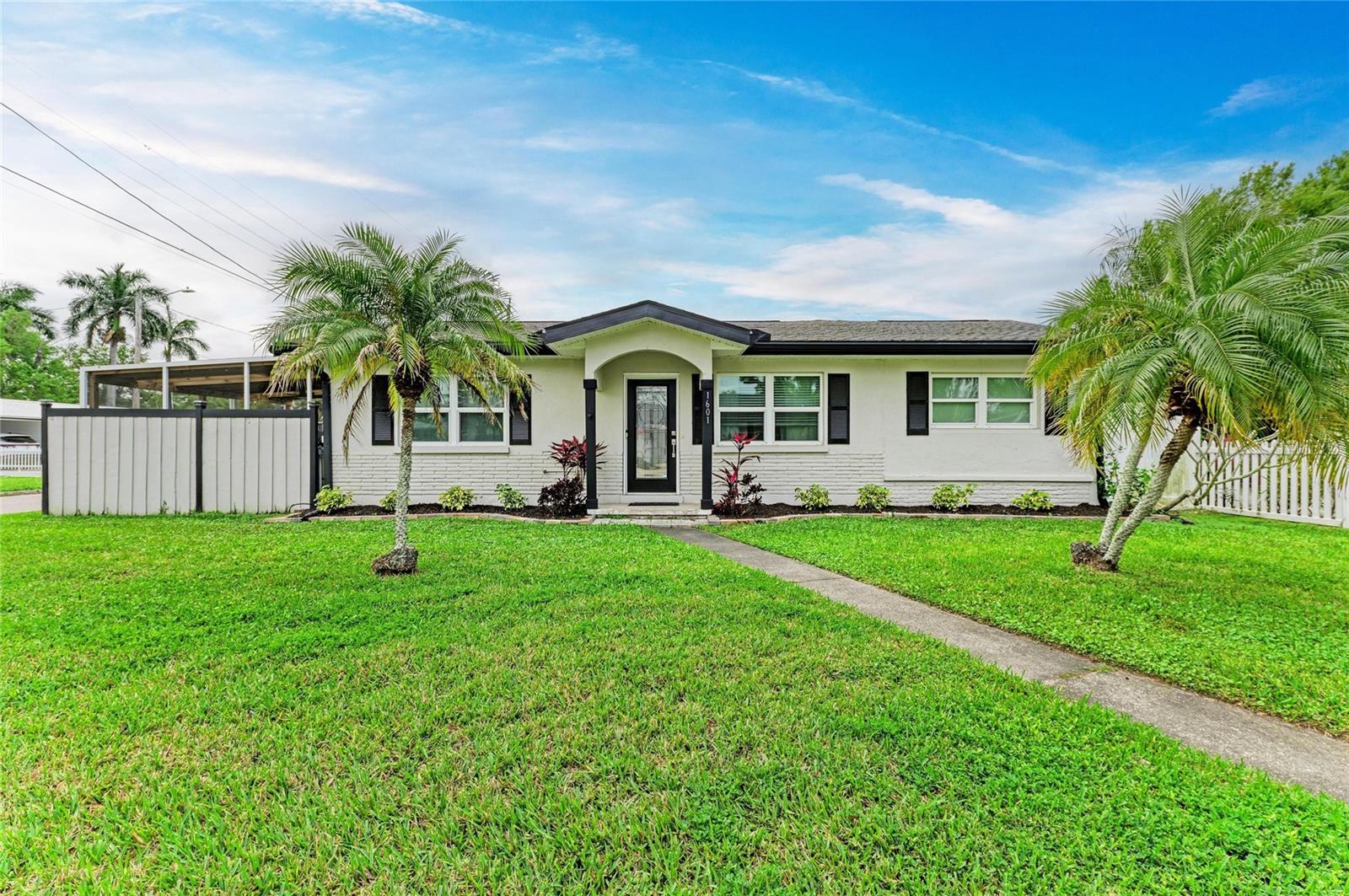 1601 9th St W, Palmetto, FL 34221