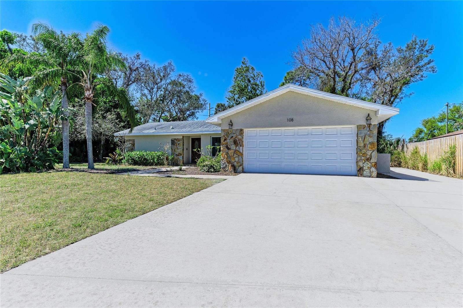 108 70th St Nw, Bradenton, FL 34209