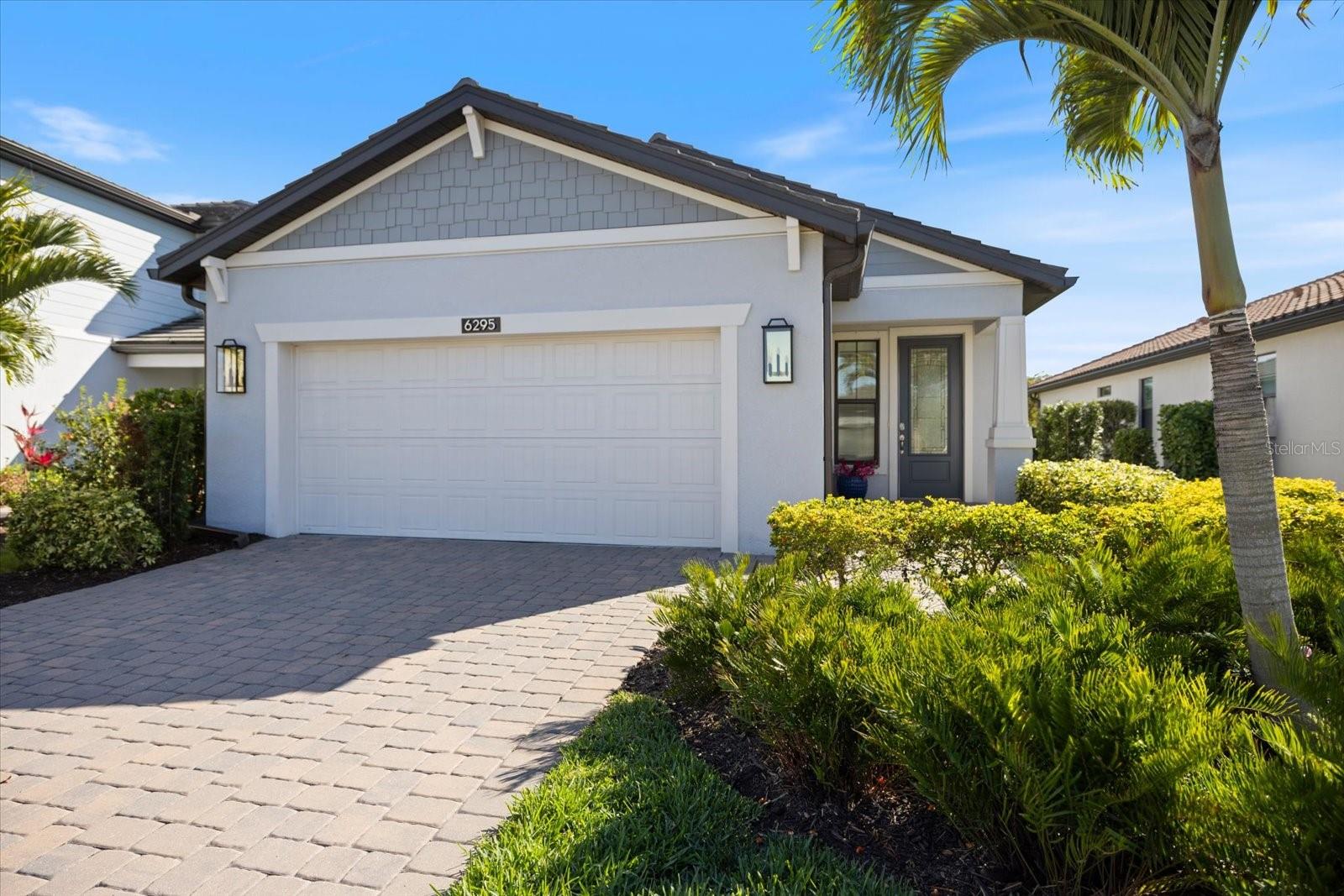 6295 Crested Eagle Ln, Nokomis, FL 34275