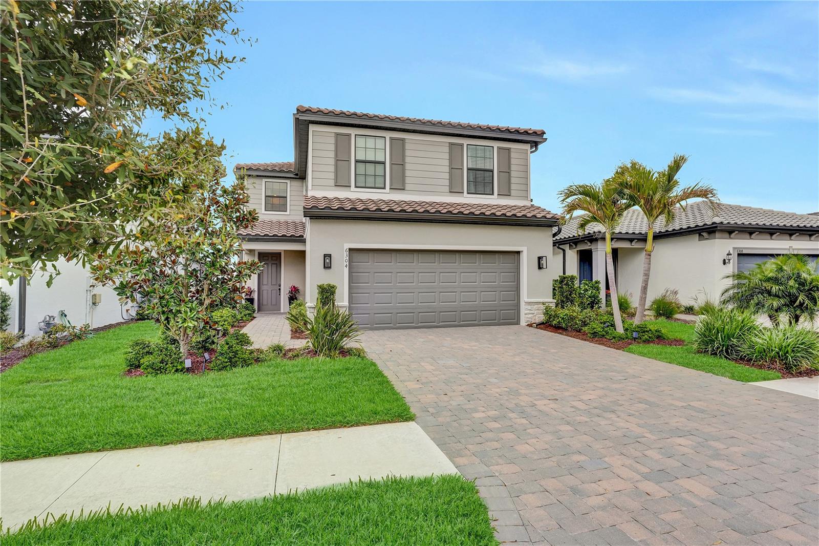 6304 Winding Pine Dr, Nokomis, FL 34275