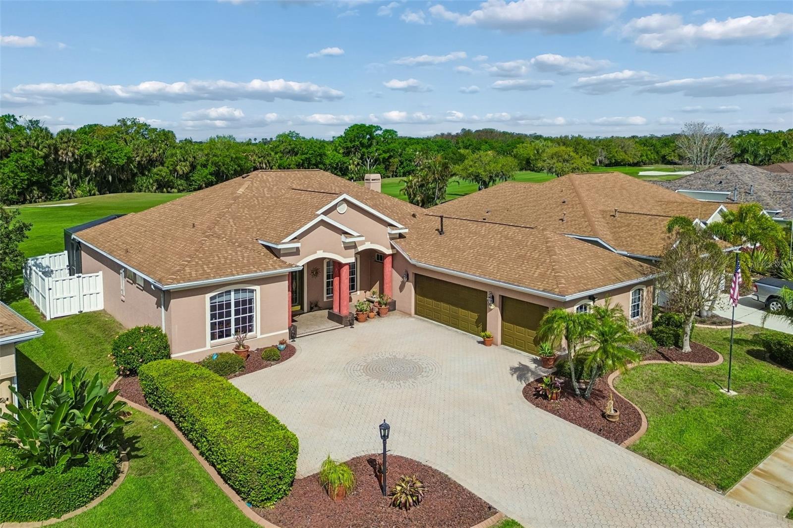 566 Planters Manor Way, Bradenton, FL 34212